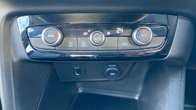 Vauxhall Corsa 100kW Design 50kWh 5dr Auto Electric Hatchback